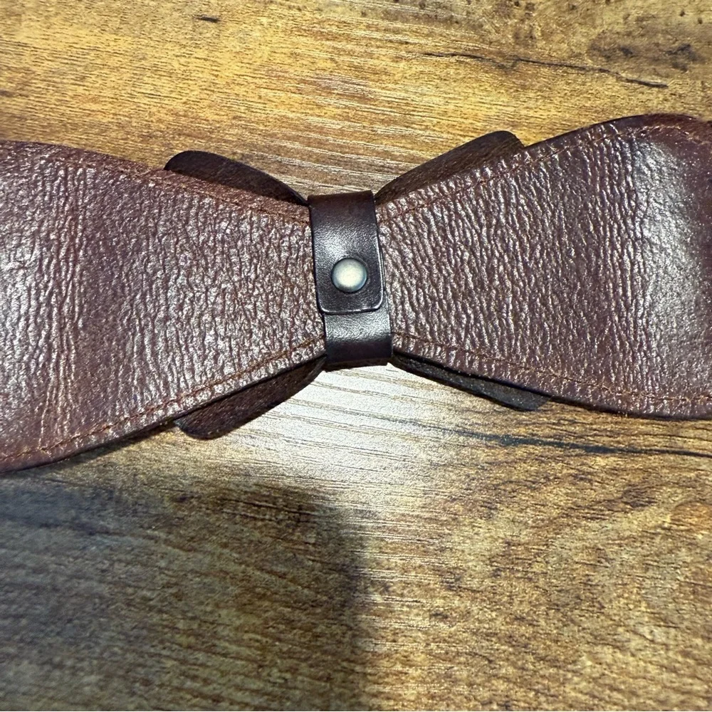 YIK FUNG Brown Leather Bow Front Elastic Snap Belt Wide Braided Vintage Y2K - Picture 9 of 11